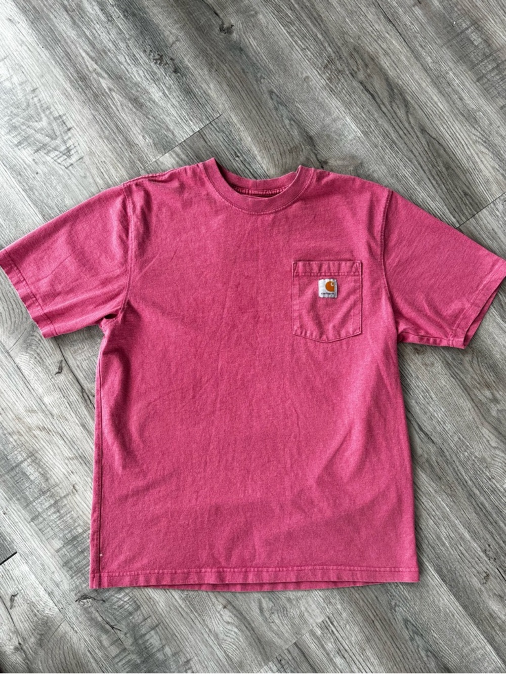 Carhartt Men's Loose Fit Short-Sleeve Pocket Tee in Fuchsia